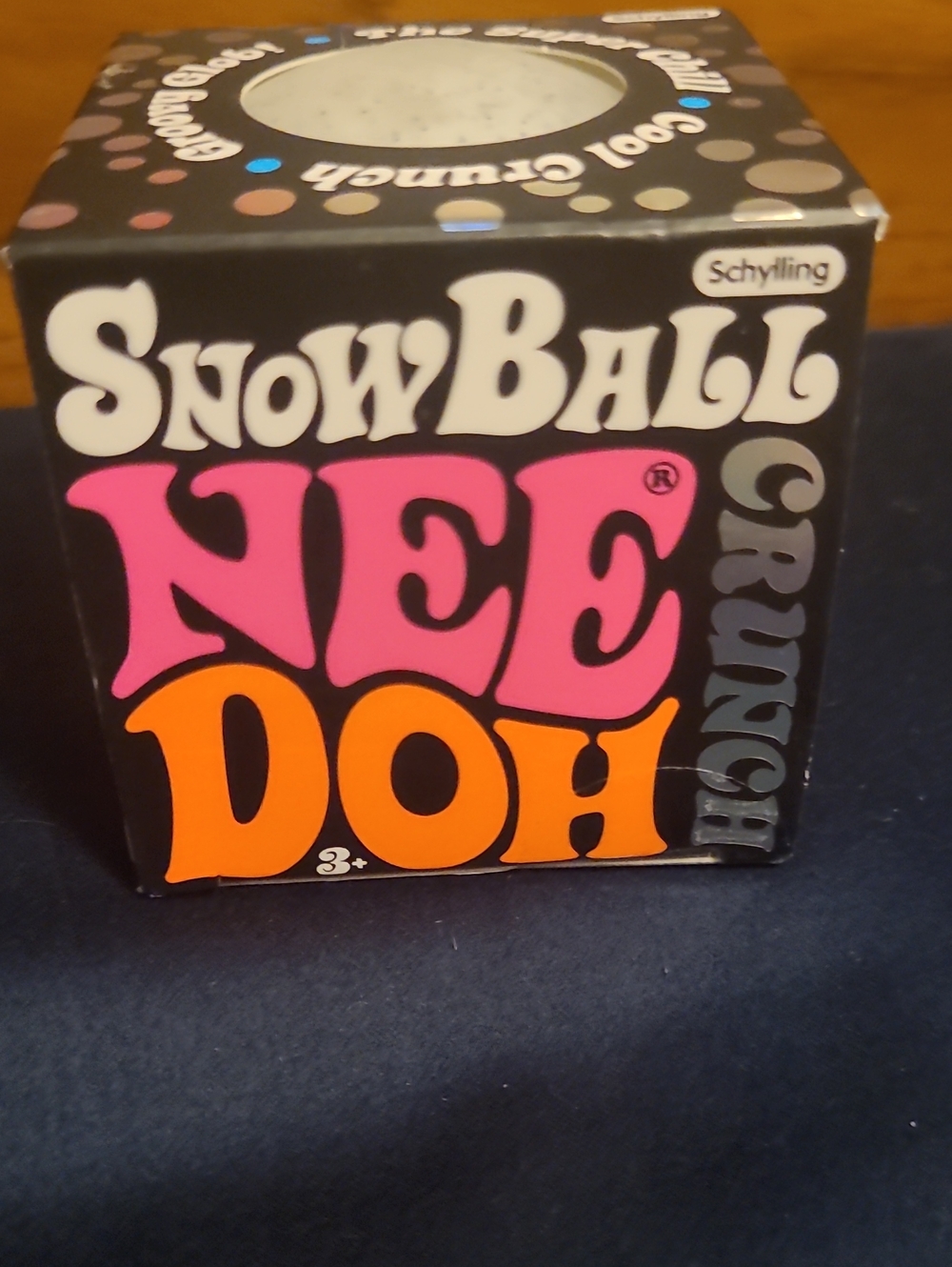 SnowBall NeeDoh Crunch